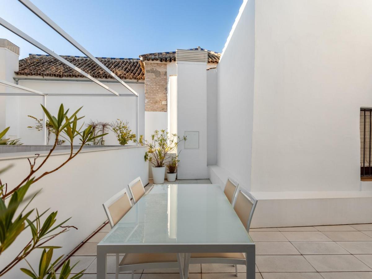 Numa I Jondo Apartments Seville Exterior photo
